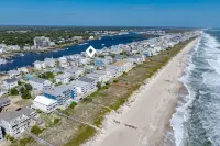 "The Enchanted Mermaid": PF Upper Duplex