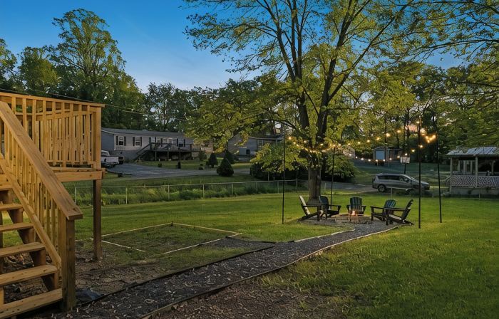 Charming 3 bedroom home minutes from NRG featuring a fire pit/outdoor games
