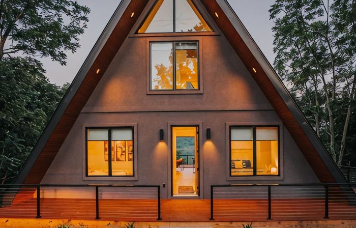 Center Hill Lake A-Frame - Lake View & Hot Tub