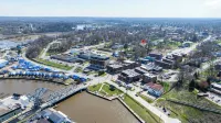Lakeview Modern Stay Near Beaches, GOTL, and Spire