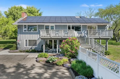 Unique Retreat w/ Private Patio, 4 King Beds & BBQ