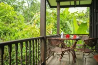 Villa Sri Kampung - Villas