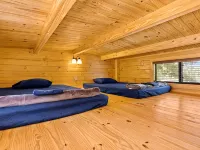 Barnwell Mountain Cabins #2: Cabin/Tiny Home w/ loft in Gilmer across from BMRA Hotels in Upshur County