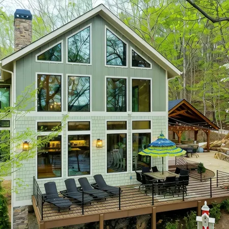 Helen's Newest & Most Luxurious -  Located on the River & Walk to Downtown Helen