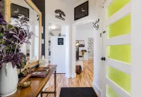 Cozy private apartment in a historic Victorian house close to downtown