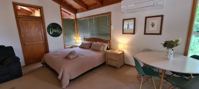 Ai's Rural Retreat 2 Hotels in 