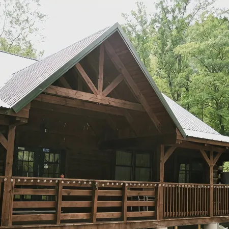 Fall Foliage Riverfront Cabin w/Hot Tub, King Bed, EV & Firepit & Mountain Views