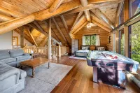 Luxury Verde River Lodge w/ Hot Tub, Pizza Oven, Game Room, Bar & Fire Pit - Chalets