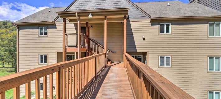Romantic Escape in the High Country! Hotels in Avery County