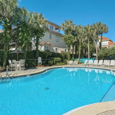 Amazing Gulf Views!! Fall Specials, 1 Min to Private Beach w/ Free Beach Service