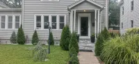 Charming 3 bed/2 bath town home with gorgeous back yard