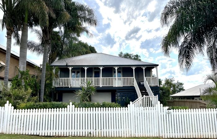 Childers charmer - with aircon, WIFI and modern luxuries
