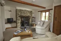 Farm holiday cottage near Totnes, peaceful with beautiful views