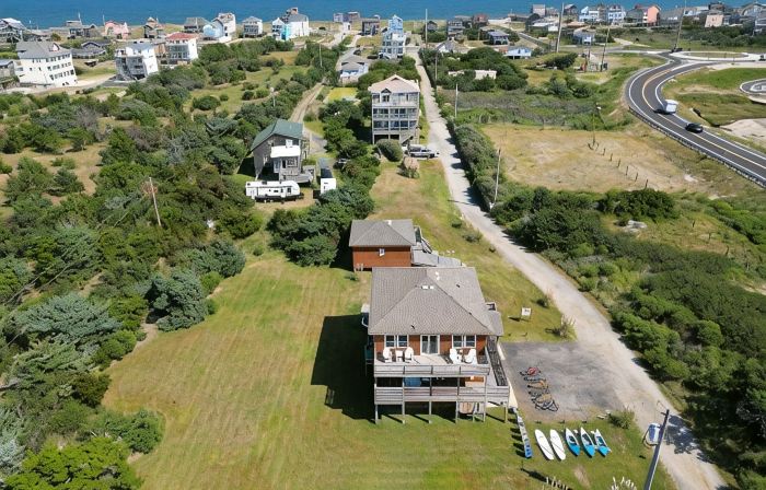 Obx Beach House + Bikes-Paddle Boards-Kayaks-Beach Chairs-Great Fishing!