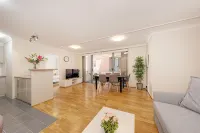 Spacious & Cosy 2 Bedroom Apartment in Darling Harbour - Apartments