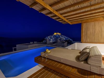 Oneiro Luxury Suites-Adults Only