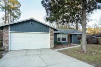Orange Blossom Retreat | Hot Tub, Pool, and Game Room! - 3성급