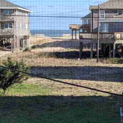 1 min walk to the Beach! In heart of Buxton- sleeps 6, pets welcome, W/D Hotel Exterior