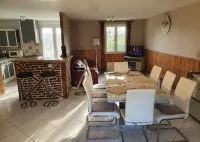Maison de Campagne Proche dun Petit Village Accueillant - 2-Star