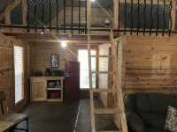 The Dawg House on the Farm - 2 étoiles