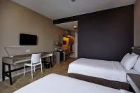 QQ HOTEL ROOMS DAMANSARA PERDANA - Mountain view