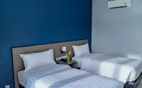 Marahai Park Hotel - parking