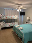 TYBEE ISLAND BEACH FRONT CONDO!<br> - 3 ดาว