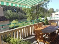 Apt T3 air-conditioned, on the 1st floor of a character residence in CAHORS - 2つ星