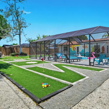 Pool Home - MiniGolf -Arcade- Near Beaches - Pet Friendly