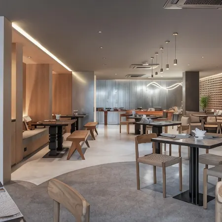 Lilit Bang Lumphu Hotel Отели рядом с достопримечательностью «Пирс Тха Тиен»