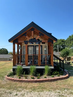 New Cozy Cottage on Lake Texoma - 4-Star