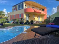 Ocean Front Home with 3 Suites, Salt Water Pool, Gated and Wifi. Gas BBQ Grill. - Pool