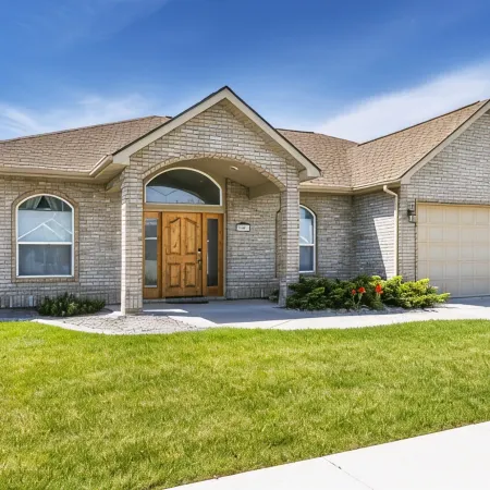Spacious/King bed/bbq/Quality furnishings/Lg suite