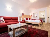 Am Schloss Guest House Hotels in Bruneck