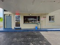 Three Oaks Motel - Titusville - 2-Star