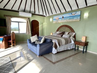 Oceanfront Penthouse -4300 Sq Ft, 2 Level -Mi Casa Del Mar