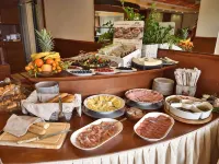 Hotel Carlton - breakfast