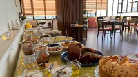 Tell Madaba Hotels in 