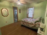 2-Bedroom Vacation Home Minutes Away from Greencastle and Depauw Campus Hotels in Putnam County
