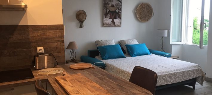 Loft Charmant Dans les Quartiers Provençaux de Cogolin Hotels in Cogolin