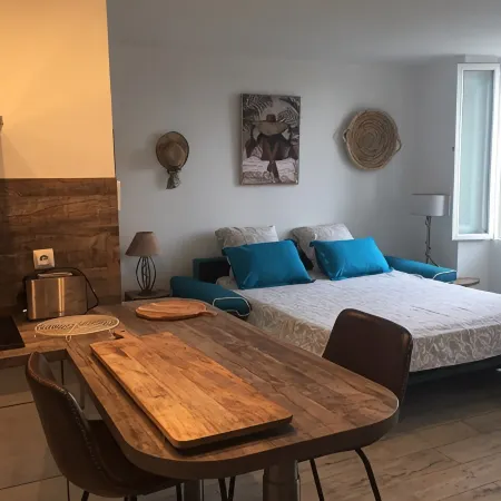 Loft Charmant Dans les Quartiers Provençaux de Cogolin