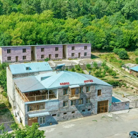 Yeghevnut Hotel