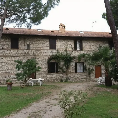 Settebello Village