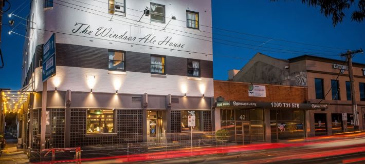 Pint on Punt Backpackers Hotels in Melbourne