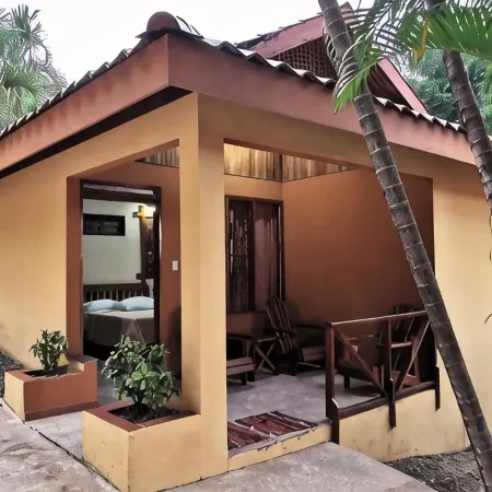 Hotel Ritmo Tropical - Pool and Breakfast