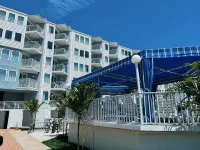 El Coronado Resort