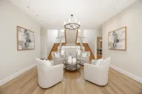 Luxurious 5-bedroom 5.5 bath house with AC, WiFi in charming Chadds Ford