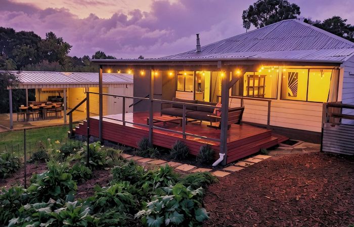 Jarrah Cottage, a Renovated Home with Spacious Block Located in Waroona.