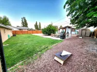 Beautiful Casita, Pet Friendly, Full RV Hookups & Boat Parking - Kitchenette