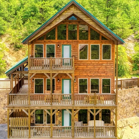 A Walk in the Clouds Breathtaking  View  Pool Three Decks Game Room for Kids to!